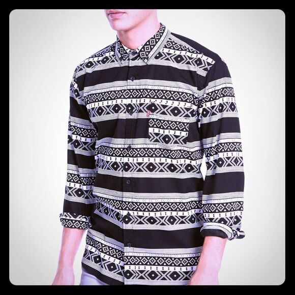 Men’s Levi’s Brand Long Sleeve Shirt - Picture 2 of 3